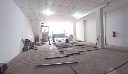 Salão para alugar, 250 m² por R$ 6.200,00/mês - Parque São Vicente - Mauá/SP