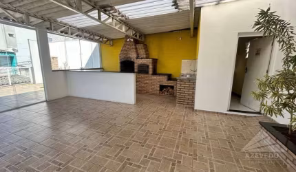 Sobrado com 3 dormitórios para alugar, 200 m² por R$ 3.300,00/mês - Vila Guarani - Mauá/SP
