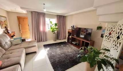 Sobrado com 3 dormitórios à venda, 150 m²  Parque São Vicente - Mauá/SP
