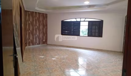 Casa Sobreloja para Locação em Vila São José - Taubaté/SP.