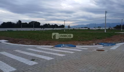 Condomínio Residencial Villagio Coimbra - Loteamento em Taubaté/SP.