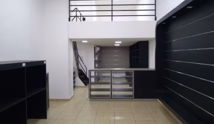 LINDA LOJA MONTADA COM BANHEIRO PRIVATIVO E MOVEIS PLANEJADOS