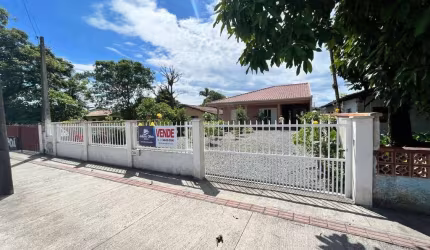 Casa Com 3 Dormitórios à Venda, Itapema do Norte Gleba II - Itapoá/sc