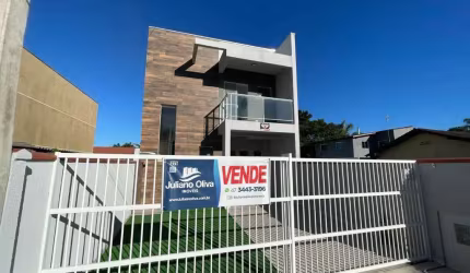 Sobrado á Venda com Piscina, Bamerindus