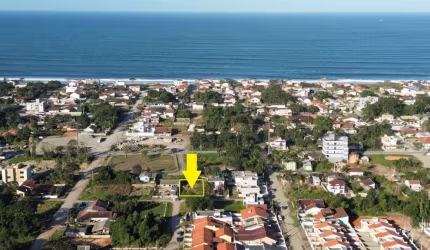 Terreno de 360 m² a 630 Metros da Praia