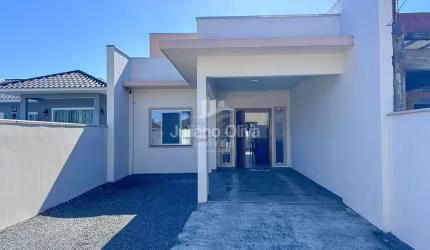 Casa mobiliada a 250 metros da praia