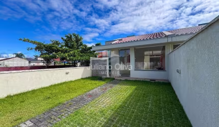 Casa com 01 Suíte a 500 Metros da Praia, No Bairro Barra do Saí