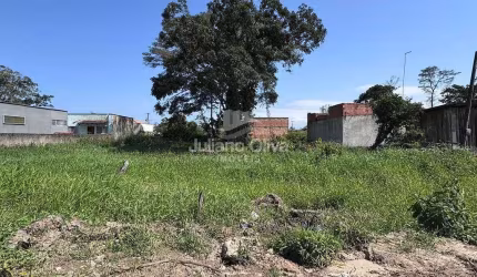 Terreno de 390 m² a 700 Metros da Praia