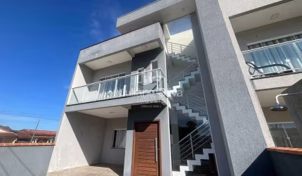 Triplex a 360M do Mar com 3 Dormitórios na Barra do Saí