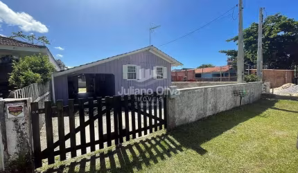 Casa Com 3 Dormitórios à Venda, 81 M² Por R$ 380.000,00 - Barra do Saí - Itapoá/sc