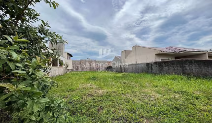 Terreno à 300 metros da Praia na Barra do Saí - Itapoá/SC