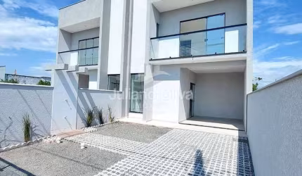 Sobrado à Venda com139 M² - Brasília - Itapoá/sc