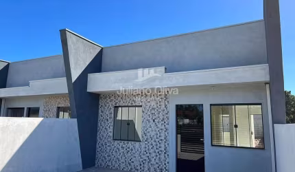 Casa à Venda No Cambiju - Itapoá
