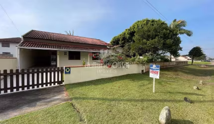 Imóvel á Venda próximo da praia - Barra do Saí