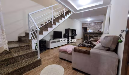 Sobrado com 3 dormitórios à venda, 190 m² por R$ 575.000 - Jardim Paulista - São José dos Campos/SP