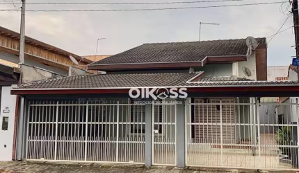 Casa com 3 dormitórios à venda, 118 m² por R$ 880.000,00 - Bosque dos Eucaliptos - São José dos Campos/SP