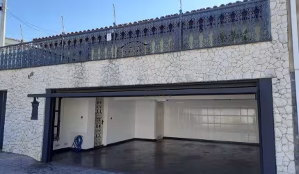 Casa com 3 dormitórios,2 suites à venda, 250 m² por R$ 720.000 - Vila Trujillo - Sorocaba/SP