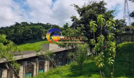 Chácara com área de 4120m² em Santana de Parnaíba - SP