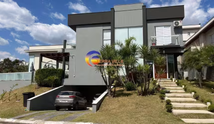 Linda Casa New Ville