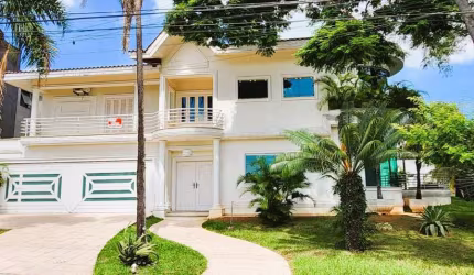 Casa Alto Padrão para Venda em Santana de Parnaíba, Alphaville, 4 suítes, 6 banheiros