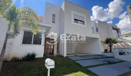 Excelente sobrado na Aldeia da Mata!