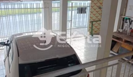 Casa com Edícula JD Saira