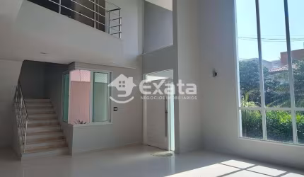 Lindo sobrado no Sunset Village para Locação ou Venda