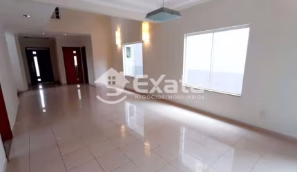 Linda casa disponível para locação ou venda no Lago da Boa Vista