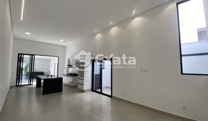 Casa para venda na Chácara Ondina.