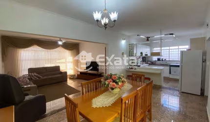 Ótima casa para venda no Jardim Maria do Carmo !!