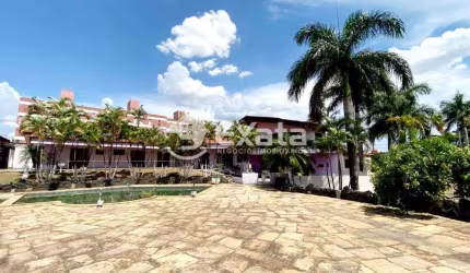 Área para venda no Jardim Saira