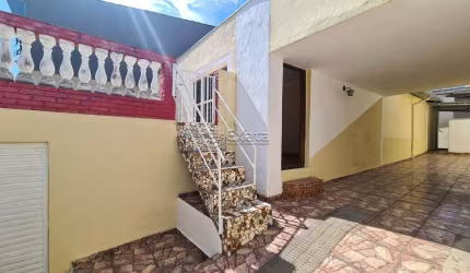 Casa térrea com edícula à venda Vila Fiore