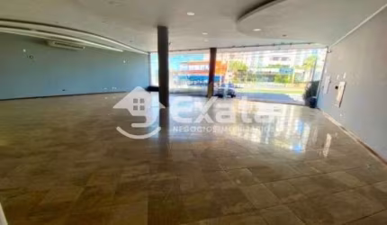 Excelente prédio comercial com 5 amplos andares no Parque Campolim!