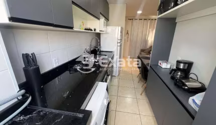 Encantador apartamento Mobiliado de 2 dormitorios no Recreio dos Sorocabanos