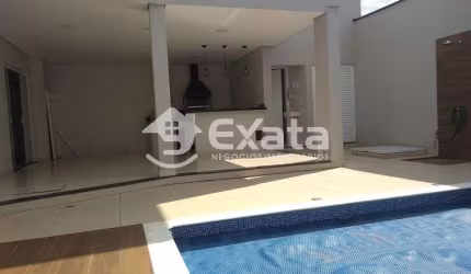Linda casa à venda no Condomínio Parque Ibiti Reserva em Sorocaba