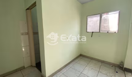 Kitnet para locação no Jardim J S Carvalho,
