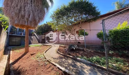 Casa para venda na Vila Carvalho.
