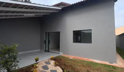 Linda casa em ótima localização