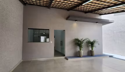 Linda casa com 3 quartos, super espaçosa