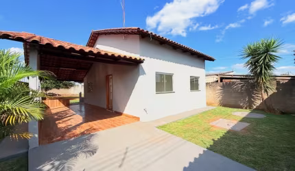 CASA LINDA E ACONCHEGANTE