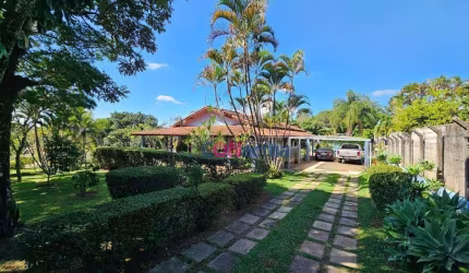 Casa com 3 dormitórios à venda, 270 m² por R$ 1.700.000,00 - Condomínio Ville de Chamonix - Itatiba/SP