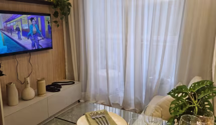 Apartamento à venda com 2 dormitórios em frente a estação Campo Belo