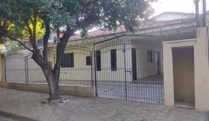 Casa para Venda em Presidente Prudente, Jardim Vale do Sol, 3 dormitórios, 1 suíte, 2 banheiros, 4 vagas