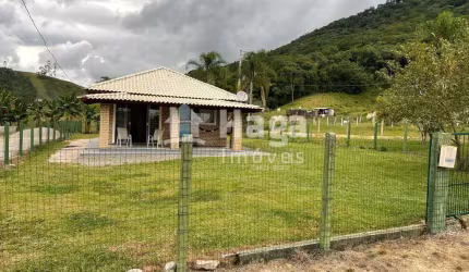 Chácara à venda em Condomínio Fechado em Tijucas/SC