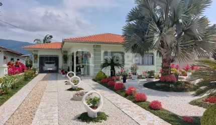 Casa à venda em Canelinha/SC