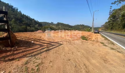 Terreno à venda no bairro Indaiá em Nova Trento/SC
