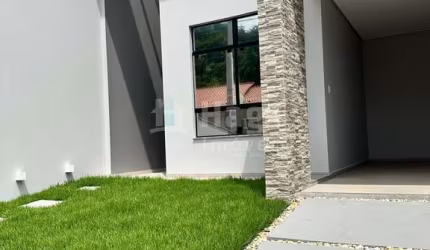 Casa geminada à venda no bairro Guabiruba Sul em Guabiruba/SC