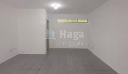 Sala Comercial para alugar no Bairro Azambuja em Brusque/SC