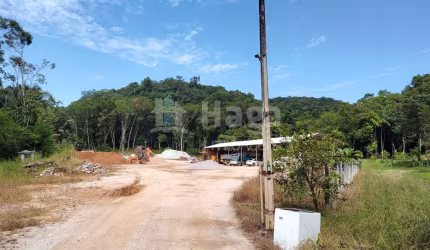 Terreno residencial/comercial a venda no bairro São Pedro em Brusque/SC