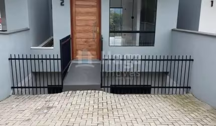 Sobrado Geminado à venda em Brusque/SC